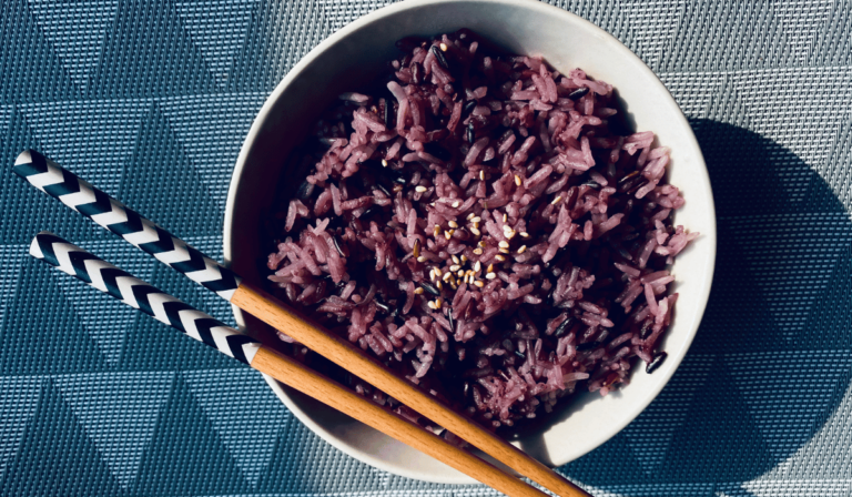 How to Cook Black Rice in a Pressure Cooker